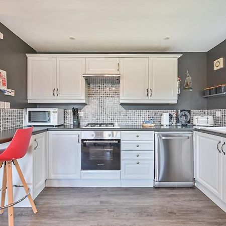 3 Bed Lodge With Ev Point Truro Exterior foto